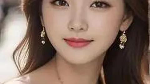 潘伟力透露：塞鸟3月中旬完成手续有望参与世预赛，具体状态尚不明确。